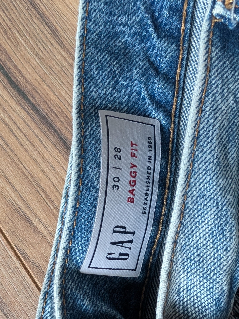 Gap Baggy Fit 30x28